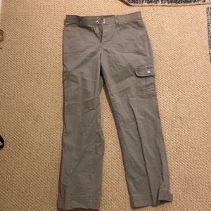 Gray capris, side pocket, silver buttons